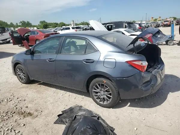 5YFBURHE8KP868659 2019 TOYOTA COROLLA - Image 2