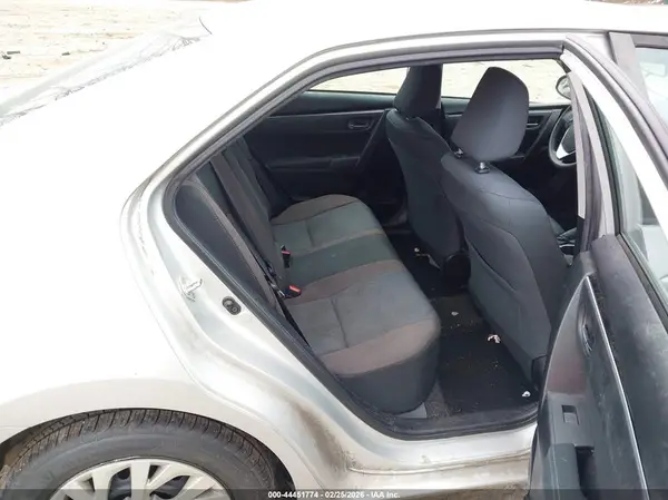 5YFBURHE8KP869732 2019 TOYOTA COROLLA - Image 8