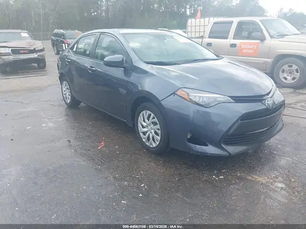 5YFBURHE8KP870850 2019 TOYOTA COROLLA - Image 1