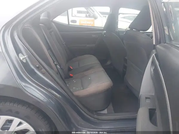 5YFBURHE8KP870850 2019 TOYOTA COROLLA - Image 8