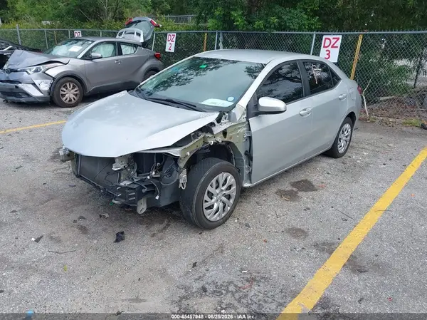 5YFBURHE8KP871335 2019 TOYOTA COROLLA - Image 2