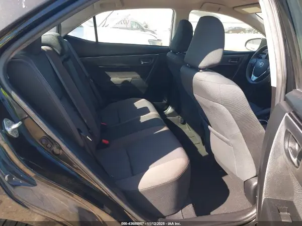 5YFBURHE8KP875823 2019 TOYOTA COROLLA - Image 8