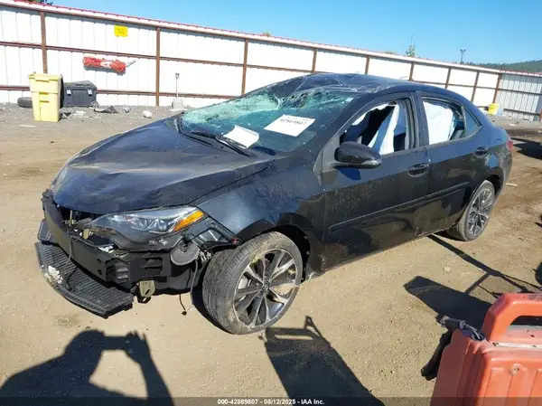 5YFBURHE8KP876230 2019 TOYOTA COROLLA - Image 2