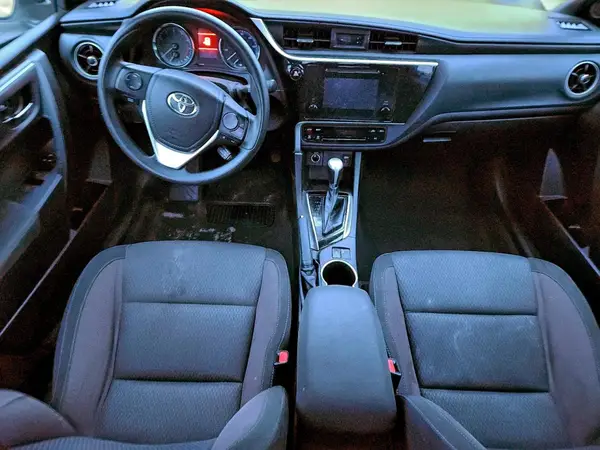 5YFBURHE8KP876387 2019 TOYOTA COROLLA - Image 8