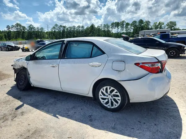 5YFBURHE8KP880813 2019 TOYOTA COROLLA - Image 2