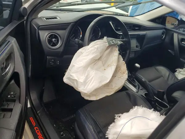 5YFBURHE8KP881220 2019 TOYOTA COROLLA - Image 8