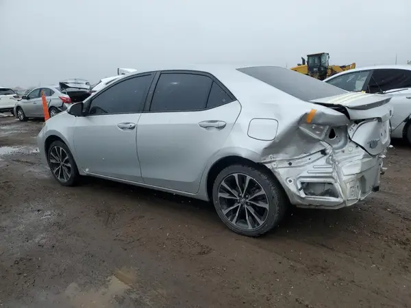 5YFBURHE8KP883193 2019 TOYOTA COROLLA - Image 2