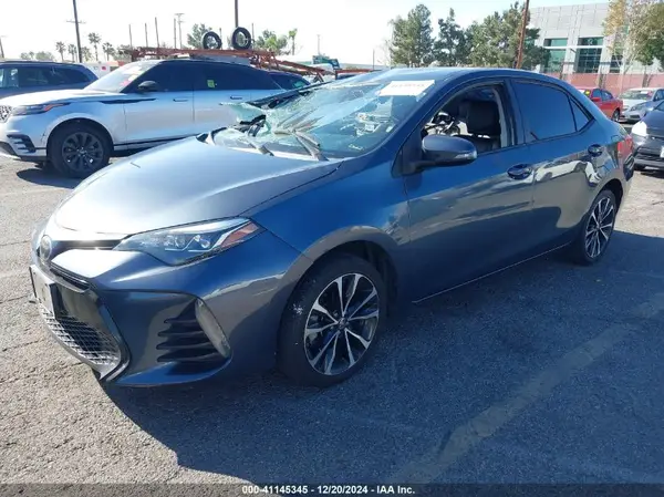 5YFBURHE8KP886031 2019 TOYOTA COROLLA - Image 2