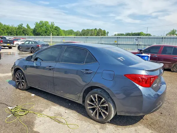 5YFBURHE8KP886921 2019 TOYOTA COROLLA - Image 2