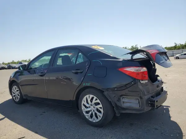 5YFBURHE8KP888149 2019 TOYOTA COROLLA - Image 2