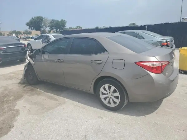 5YFBURHE8KP889432 2019 TOYOTA COROLLA - Image 2