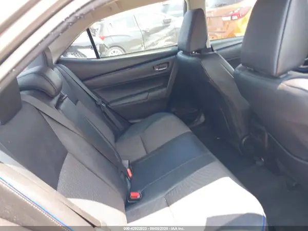 5YFBURHE8KP891911 2019 TOYOTA COROLLA - Image 8