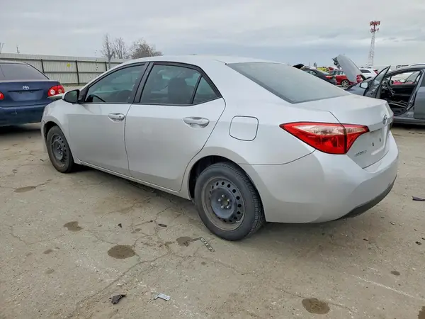 5YFBURHE8KP894288 2019 TOYOTA COROLLA - Image 2