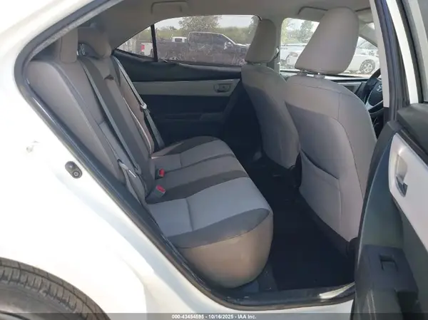 5YFBURHE8KP894811 2019 TOYOTA COROLLA - Image 8