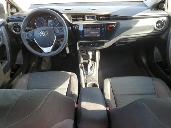 5YFBURHE8KP899748 2019 TOYOTA COROLLA - Image 8