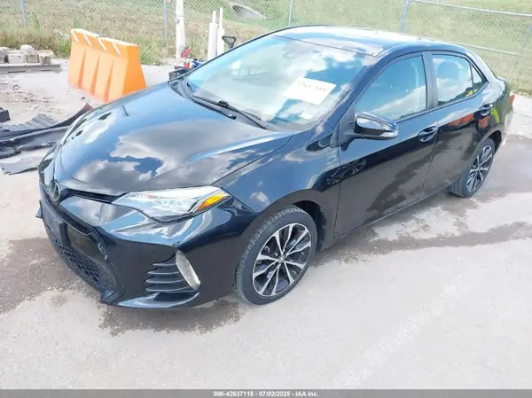 5YFBURHE8KP899796 2019 TOYOTA COROLLA - Image 2