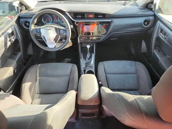 5YFBURHE8KP900039 2019 TOYOTA COROLLA - Image 8