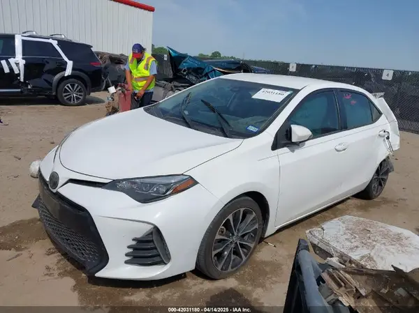5YFBURHE8KP901272 2019 TOYOTA COROLLA - Image 2
