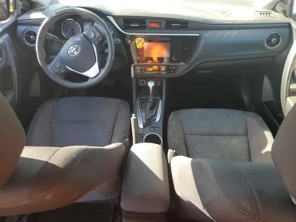 5YFBURHE8KP904110 2019 TOYOTA COROLLA - Image 8