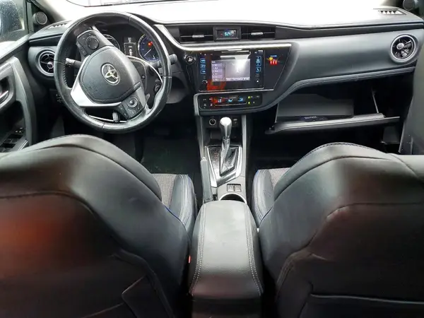5YFBURHE8KP904883 2019 TOYOTA COROLLA - Image 8