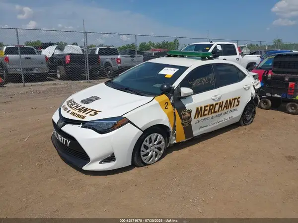 5YFBURHE8KP910134 2019 TOYOTA COROLLA - Image 2