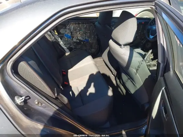 5YFBURHE8KP910991 2019 TOYOTA COROLLA - Image 8