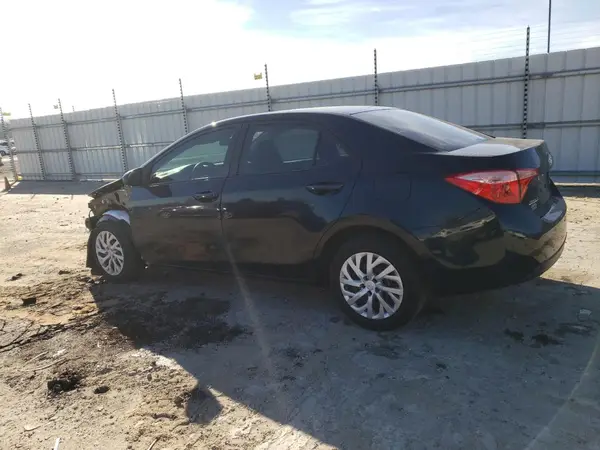 5YFBURHE8KP912448 2019 TOYOTA COROLLA - Image 2
