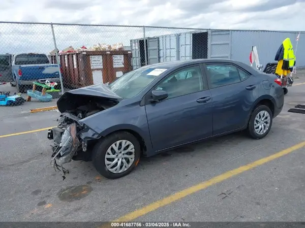 5YFBURHE8KP913955 2019 TOYOTA COROLLA - Image 2