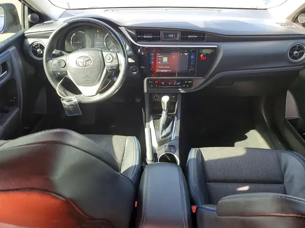 5YFBURHE8KP920579 2019 TOYOTA COROLLA - Image 8