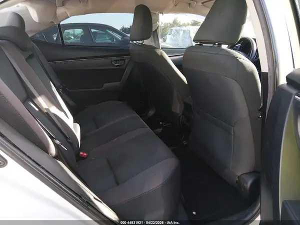 5YFBURHE8KP926964 2019 TOYOTA COROLLA - Image 8