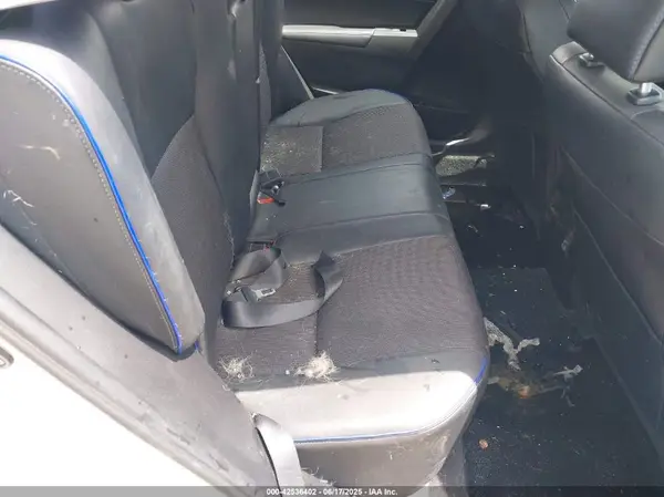 5YFBURHE8KP928942 2019 TOYOTA COROLLA - Image 8