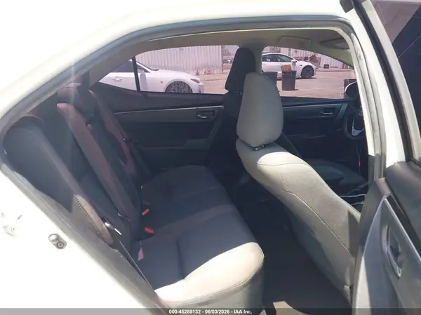 5YFBURHE8KP929315 2019 TOYOTA COROLLA - Image 8