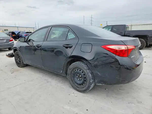 5YFBURHE8KP930125 2019 TOYOTA COROLLA - Image 2
