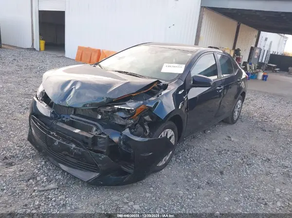 5YFBURHE8KP931789 2019 TOYOTA COROLLA - Image 2