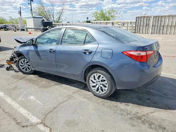 5YFBURHE8KP932022 2019 TOYOTA COROLLA - Image 2