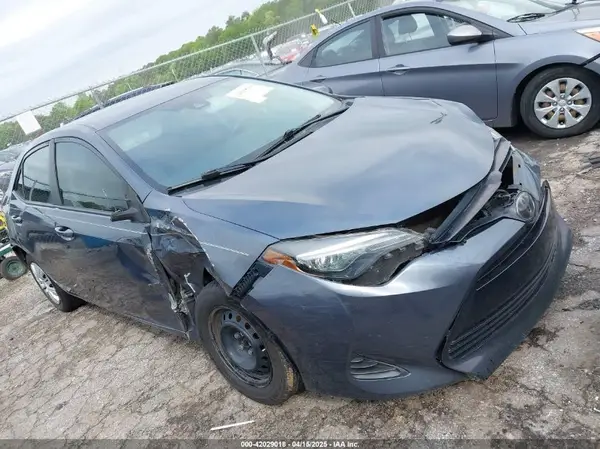5YFBURHE8KP936426 2019 TOYOTA COROLLA - Image 1