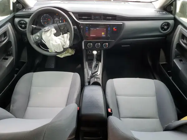 5YFBURHE8KP938046 2019 TOYOTA COROLLA - Image 8