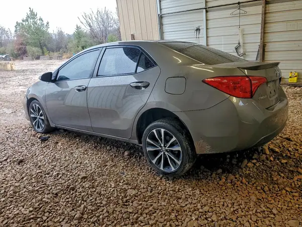5YFBURHE8KP942341 2019 TOYOTA COROLLA - Image 2