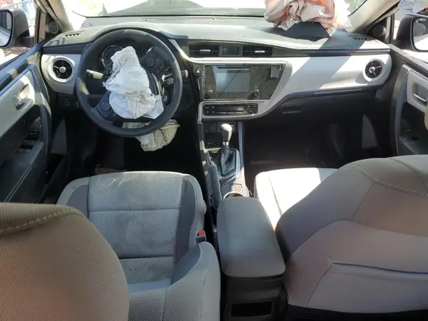 5YFBURHE8KP943229 2019 TOYOTA COROLLA - Image 8