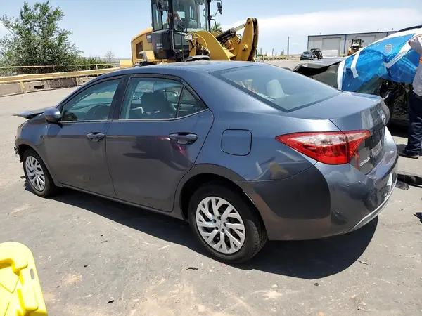5YFBURHE8KP946048 2019 TOYOTA COROLLA - Image 2