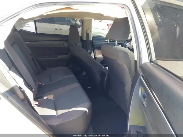 5YFBURHE8KP946793 2019 TOYOTA COROLLA - Image 8