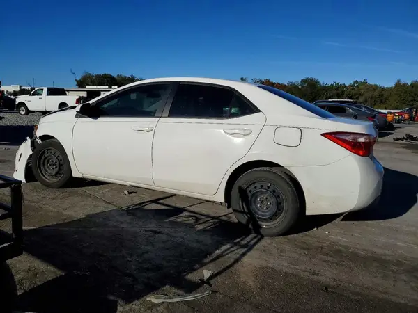 5YFBURHE8KP947846 2019 TOYOTA COROLLA - Image 2