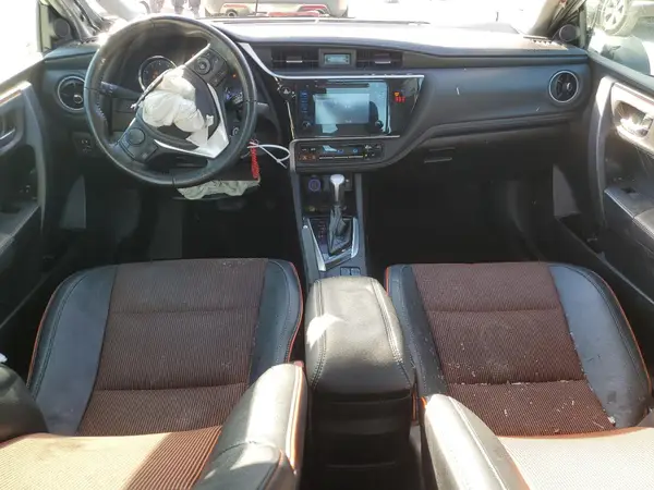 5YFBURHE8KP949385 2019 TOYOTA COROLLA - Image 8