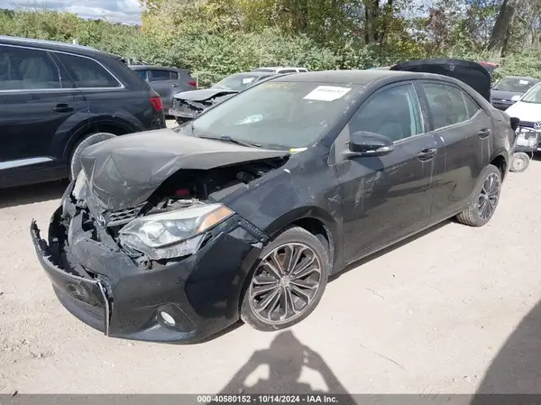 5YFBURHE9GP371305 2016 TOYOTA COROLLA - Image 2