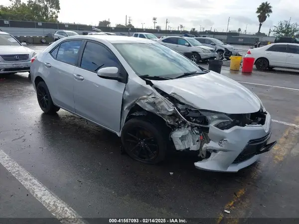 5YFBURHE9GP375399 2016 TOYOTA COROLLA - Image 1