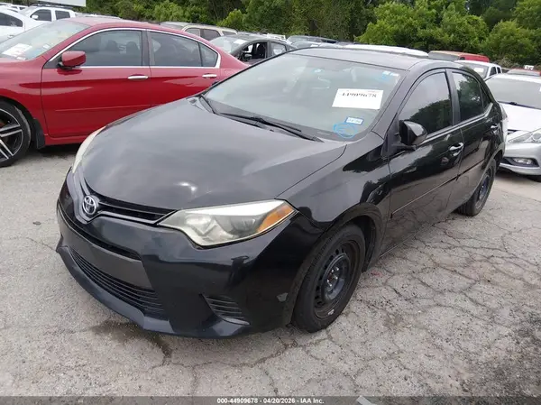 5YFBURHE9GP377136 2016 TOYOTA COROLLA - Image 2