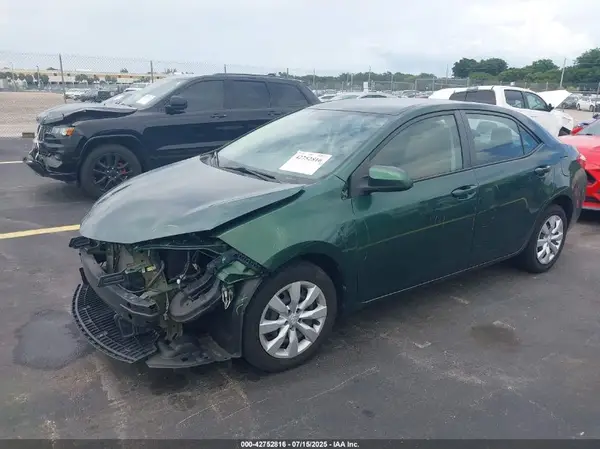 5YFBURHE9GP384393 2016 TOYOTA COROLLA - Image 2