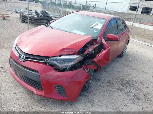 5YFBURHE9GP390355 2016 TOYOTA COROLLA - Image 2
