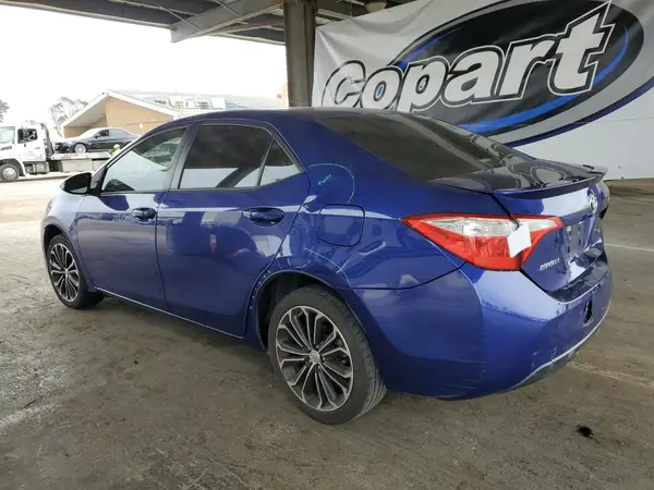 5YFBURHE9GP392476 2016 TOYOTA COROLLA - Image 2