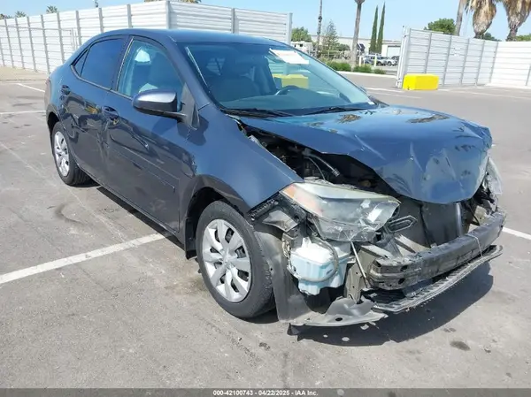 5YFBURHE9GP393238 2016 TOYOTA COROLLA - Image 1